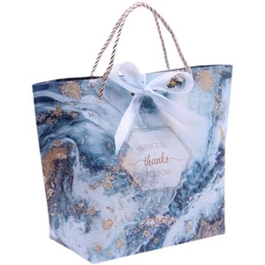 <span class=keywords><strong>Black</strong></span> <span class=keywords><strong>Friday</strong></span> Sacs <span class=keywords><strong>de</strong></span> shopping en papier personnalisés extra grands et larges <span class=keywords><strong>de</strong></span> <span class=keywords><strong>luxe</strong></span> avec logo - Product Image 4