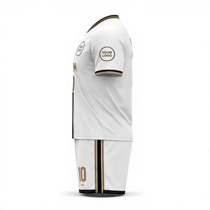 Ensemble de maillots de football personnalisés, blanc, noir, or, rayé, impression sublimée, col rabattu, manches courtes, kit de football pour hommes - Product Image 3
