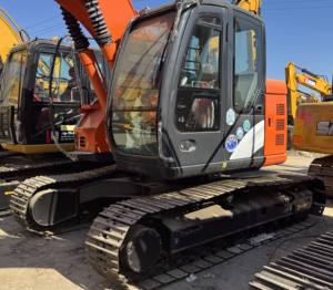 Excavatrice sur chenilles hydraulique Hitachi ZX135US 130 120 d'occasion, bonnes performances, 13,5 tonnes, moteur japonais, faible nombre d'heures de travail, EPA CE - Product Image 2