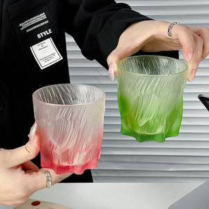 Tasse à eau domestique moderne et minimaliste, style nordique, en verre cristallin rose uni, haute esthétique, écologique, petite taille - Product Image 3