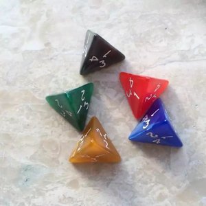 Accessoires de jeu de puzzle en gros et au détail de haute qualité <span class=keywords><strong>4</strong></span> <span class=keywords><strong>faces</strong></span> 1-<span class=keywords><strong>4</strong></span> <span class=keywords><strong>dés</strong></span> de polyèdre en plastique - Product Image 5