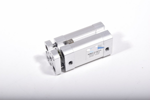 Nieuwe en originele 554208 ADNGF1220PA ADNGF 12 20 <span class=keywords><strong>P</strong></span> a ADNGF1220PA compacte cilinder PLC-programmeringscontroller - Product Image 1