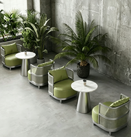 Fauteuil lounge en maille tissée respirante avec table d'appoint ronde en marbre et coussin vert sauge – Mobilier de café – Vente en gros aux États-Unis