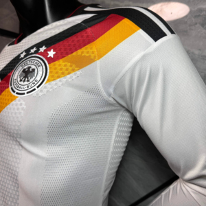 Camiseta de la Selección Nacional de Alemania para la Copa Mundial de Fútbol 2026, Edición Limitada Clásica, 100% Poliéster, Transpirable y de Secado Rápido - Product Image 1