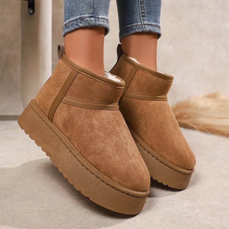 สีน้ำตาลอ่อน