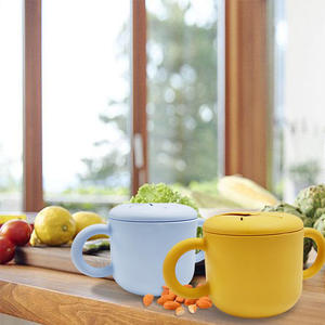 Vaso de Silicona con Forma de Pétalo y Asa para Bebés y Niños Pequeños, Diseño Creativo con Patrón Sólido - Product Image 5