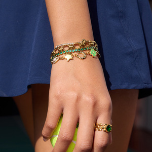 สร้อยข้อมือชาร์มโทนสีทอง จี้รูปใบโคลเวอร์สี่แฉก พระจันทร์ และดวงดาว เครื่องประดับสำหรับผู้หญิง ของขวัญ เครื่องประดับแฟชั่น - Product Image 4