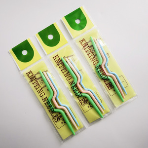 Aiguilles à tricoter en plastique en forme d'arc, lot de 3, courbées, à grand œillet, pour couture à la main, travaux manuels, fabrication de pulls DIY - Product Image 1