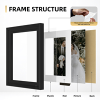 Cadre photo éco-responsable sur mesure CPSIA/FSC avec bord doré, porte-certificat intégrant des éléments en plastique PS, bois et métal