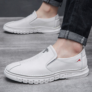 Mocasines de Cuero Genuino para Hombre, Zapatos Casuales Sin Cordones, Suela Suave, Tacón Bajo, Estilo Británico, Color Sólido, Hechos en Wenzhou - Product Image 2