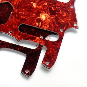 Golpeador de guitarra de plástico estilo <span class=keywords><strong>Jaguar</strong></span> de 3 capas para tortuga con Color rojo/marrón tortuga 10 agujeros para guitarras eléctricas personalizadas - Product Image 2