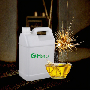 Huile de vitamine E pure de qualité cosmétique, extrait d'herbes pour les soins de la peau, disponible en bouteille, fût, boîte, récipient en verre, emballée sous vide - Product Image 3