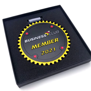 Médaille de course urbaine hexagonale personnalisée en émail avec motif tête d'<span class=keywords><strong>Amérindien</strong></span> et cordon rouge pour événements sportifs urbains - Product Image 6