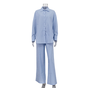 Abiti classici <span class=keywords><strong>in</strong></span> <span class=keywords><strong>cotone</strong></span> a maniche lunghe a righe blu 2025 Set di 2 pezzi da <span class=keywords><strong>donna</strong></span> Set di pantaloni e camicia da <span class=keywords><strong>donna</strong></span> autunnali - Product Image 4