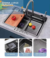 Évier de cuisine moderne en acier inoxydable brossé noir, fait main, avec cascade LED, cuve unique, compatible lave-vaisselle et robinet intelligent, OEM/ODM