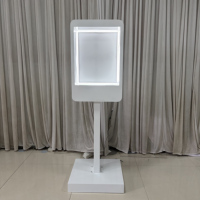 Cabine téléphonique londonienne lumineuse à LED avec messagerie audio pour livre d'or, support de toile de fond, fournitures de décoration pour mariages et fêtes