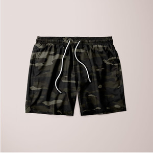 Shorts Plakat à motif camouflage foncé - Product Image 1
