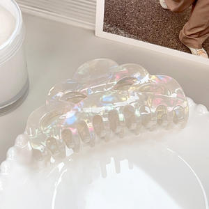 Pinza de Pelo Grande y Elegante con Diseño Hueco de Tiburón, Estilo Europeo Americano para Mujer, Venta al por Mayor - Product Image 2