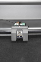 ANYCUT-ZKF3550 Máquina de troquelado de doble cabezal de 350x500mm con motor servo DC, tecnología de adsorción por vacío y pantalla táctil de 5.0 pulgadas de alta precisión