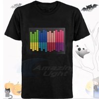 LED T Shirt ses aktif kızdırma gömlek Light up ekolayzır giysi parti hediyeler LED aydınlatma T-shirt KTV barlar kostüm