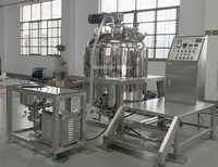 Machine de fabrication cosmétique, mélangeur de crème 100L-10000L SUS304, homogénéisateur émulsifiant sous vide à moteur pour l'alimentation et les produits chimiques