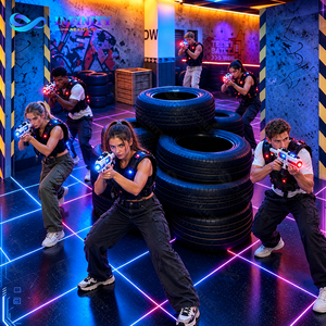 Équipement interactif de divertissement commercial intérieur populaire pour 4 à 20 joueurs, bataille de tir au laser avec pistolet et gilet simulés - Product Image 6