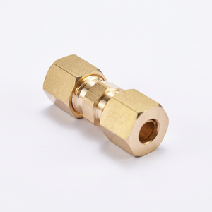 Conector de Plomería Hexagonal de Latón con Rosca NPT Hembra, Baja Resistencia a la Corrosión, Superficie Pulida Mecanizada por CNC 1.8, OEM/ODM - Product Image 1