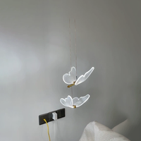Nordique moderne LED acrylique papillons lustre plafonnier Double tête cristal Transparent or suspendus lampes suspendues