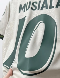 <span class=keywords><strong>Maglie</strong></span> da Calcio All'Ingrosso Stagione 2526 Edizione Speciale Bayernri Festival della Birra Uniforme Squadra di Calcio Edizione Giocatore e Tifoso - Product Image 1