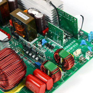 OEM ODM อินเวอร์เตอร์พลังงานแสงอาทิตย์แบบพกพา 600W สำหรับใช้งานกลางแจ้ง แผงวงจรหลักแบบ Pure Wave String Inverter สำหรับแปลงไฟ - Product Image 2