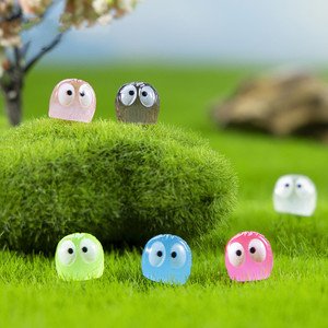 Piccoli modelli di animali per <span class=keywords><strong>il</strong></span> capodanno cinese Micro ornamenti di paesaggio in resina fatta da te con <span class=keywords><strong>gufo</strong></span> luminoso nero ventaglio di carbone - Product Image 1