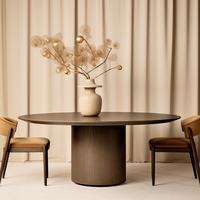 Ensemble de table et chaise en bois de qualité supérieure avec armoire, structure haute stabilité pour chambre d'hôtel, salon ou maison
