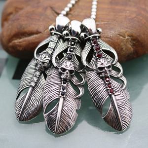 <b>Titanium</b> Steel Fashion Retro Feather Skull Pendant Necklace Personality Stainless Steel Zircon Pendant Men's Jewelry Wholesale - Product Image 1