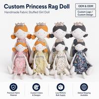 Poupée de princesse en peluche, jouet en coton doux, robe florale, couronne, cheveux tressés, OEM ODM, fabrication en gros sur mesure