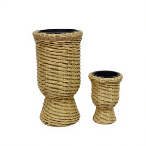Ensemble de pots de fleurs en plastique très vendus, style rustique pour l'intérieur, jardinières pour la décoration de la maison avec un design en tressage circulaire - Product Image 1