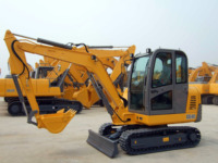 Mini-excavatrice sur chenilles XE40, vitesse maximale de déplacement 2,6-4,2 km/h, système hydraulique à détection de charge pour l'agriculture et l'aménagement paysager