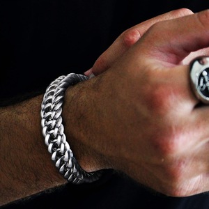 Pulsera de Acero Inoxidable Fundido, Gruesa y Lisa, Accesorio de Moda para Hombre CE405 - Product Image 3