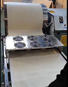 Máquina Automática para Hacer Roti, Chapati y Tortillas Berlin Port con Motor, Acero Inoxidable 304, Capacidad de 20 Piezas/Min - Product Image 4