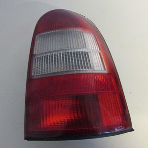 Feu arrière droit pour Opel Vectra B 1995-2002, nouveau, lentille rouge transparente avec 90585003 et 12034 71-4-D-1 Italie - Product Image 1