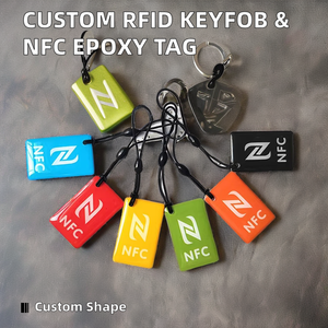 Nhà Máy Giá Epoxy treo thẻ dễ dàng nhận dạng biểu tượng tùy chỉnh keyfob <span class=keywords><strong>Keychain</strong></span> với Mini RFID NFC <span class=keywords><strong>chip</strong></span> 13.56MHz 125Khz 860-960MHz - Product Image 3