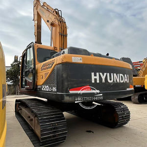 Excavatrice Hyundai 220lc-9s d'occasion machine à un bon prix en stock à vendre - Product Image 1