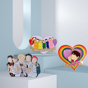 Insigne de chanteurs tvshow kpop personnalisé épinglette en émail dur doux avec époxy - Product Image 5