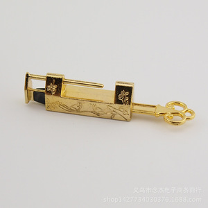 Serrure de meuble en alliage motif floral et oiseau, longueur 42 mm, finition dorée, pour boîte à bijoux, style traditionnel durable - Product Image 2