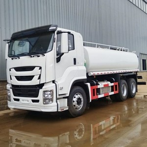 Camión Cisterna de Agua para Uso Pesado ISUZU GIGA 6x4 de 20000L, Camión de Riego en Venta - Product Image 3