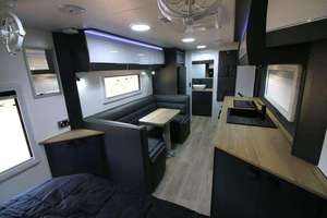 รถพ่วงแคมป์ปิ้งทันสมัยน้ำหนักเบาทำจากไฟเบอร์กลาส ขนาด 4x4 รองรับผู้โดยสาร 4 คน จัดส่งได้ทั่วทั้งประเทศ - Product Image 5