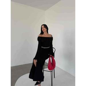 Vestido de Punto con Cuello Madanno 1515 - Negro - Product Image 4