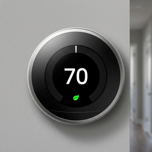 Thermostat intelligent Google Nest 3e génération en alliage d'aluminium avec programmation automatique, apprentissage IA, design rotatif, alimentation électrique et contrôle par application - Product Image 2