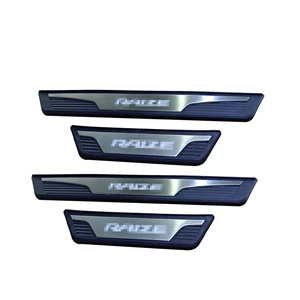 WZXD - Protectores de Umbral de Puerta con LED para los Modelos 2022 y 2023 - Product Image 1