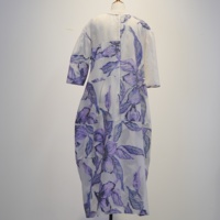 Robe longue ample et oversize pour femme, col froncé, manches 3/4, patchwork floral, imprimé blanc et violet, 100% polyester