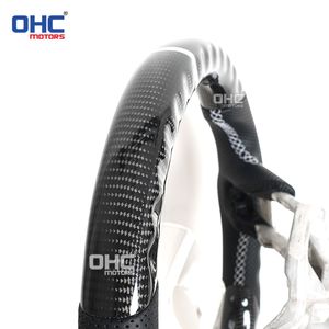 Volant en fibre de carbone véritable pour <span class=keywords><strong>Mustang</strong></span> Ecoboost <span class=keywords><strong>Gt</strong></span> 2018-2023 Ligne orange/<span class=keywords><strong>blanche</strong></span> Cuir perforé/Cuir suédé Poignée - Product Image 3